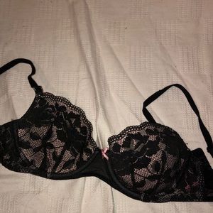 Black lace bra